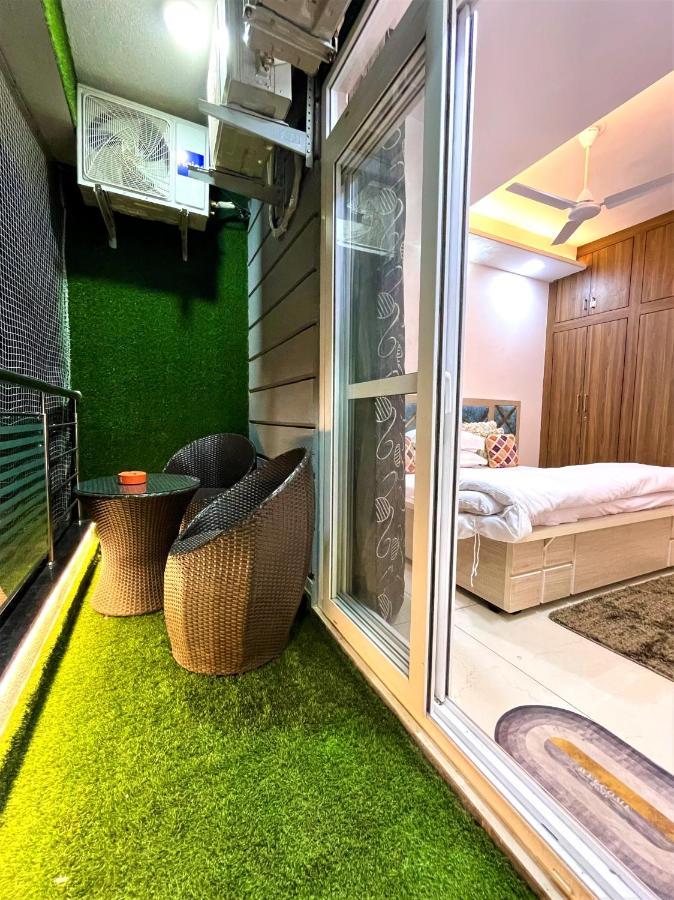 Airport Bliss Apartment+Balcony & Netflix + Prime Jaipur Eksteriør billede